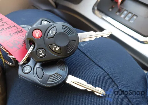 2009 Mercury Mariner V6 from USA, damaged, VIN 4M2CU91G49KJ08067